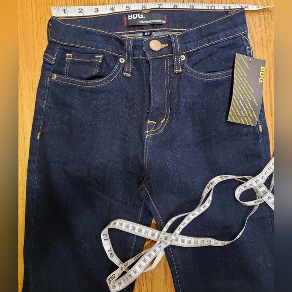 24x34 NWT UO BDG high rise cigarette extra long dark wash slim leg French - Picture 2 of 7